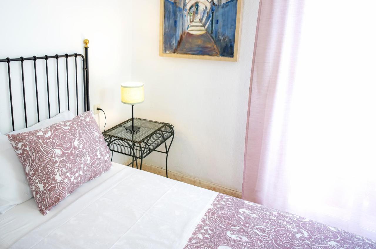 Hostal Trafalgar Barbate Exterior foto